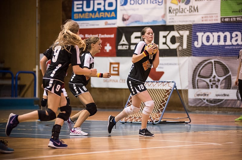 Den ersten Titel haben die Mädchen eingefahren. Sie gewannen das Finale des European Juniors Cup gegen Österreich. (Foto: Susann Fromm)